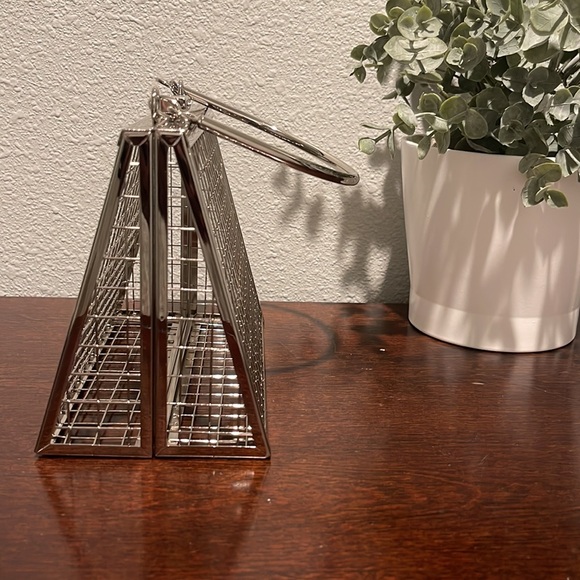 Silver Metal Cage Purse - Picture 3 of 3